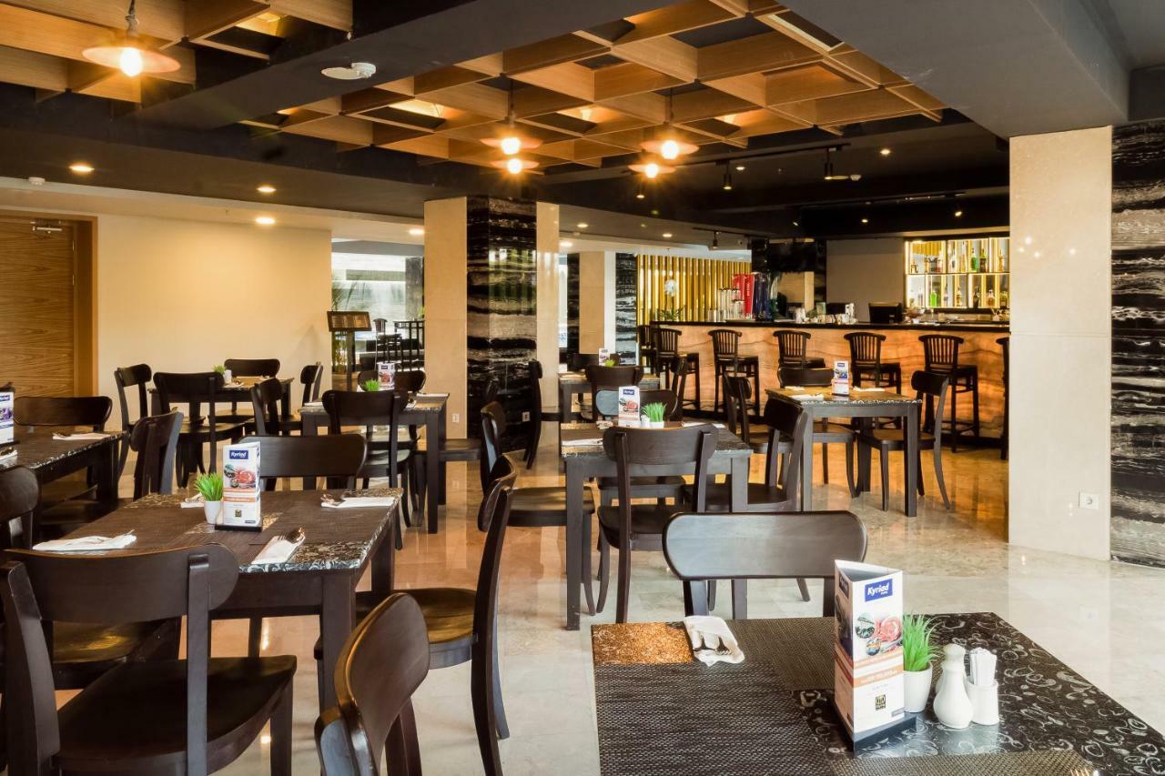 Kyriad Royal Seminyak  Ngoại thất bức ảnh
