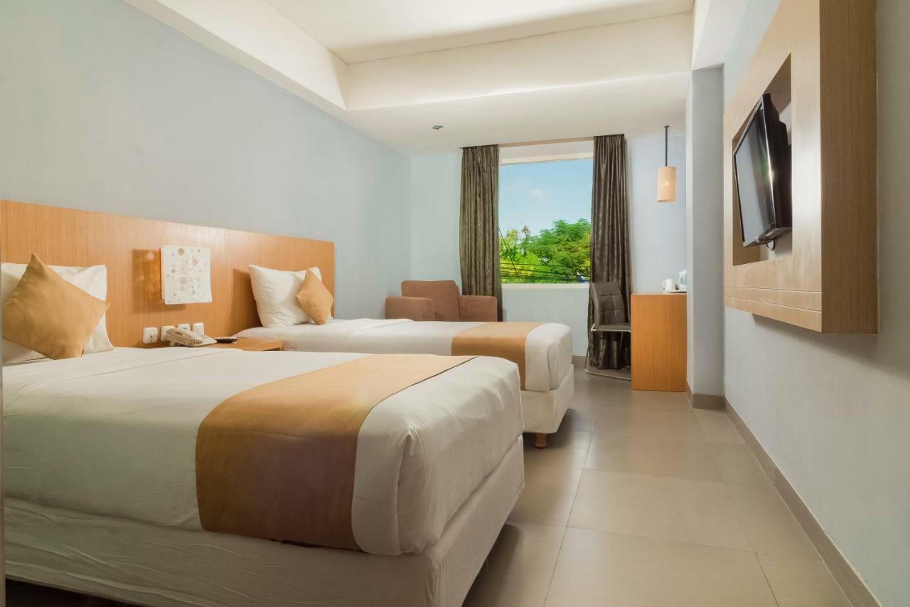 Kyriad Royal Seminyak  Ngoại thất bức ảnh