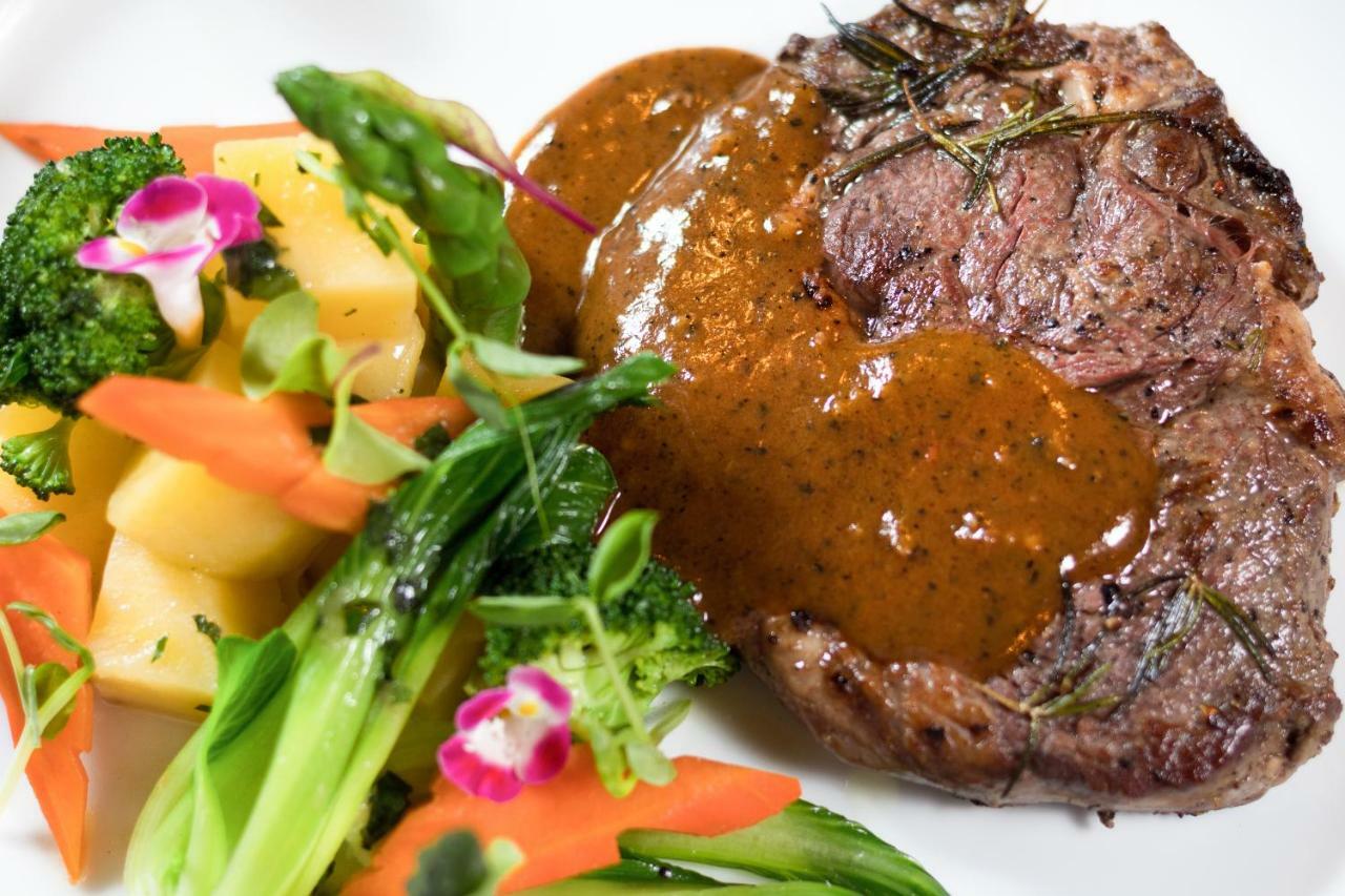 Kyriad Royal Seminyak  Ngoại thất bức ảnh