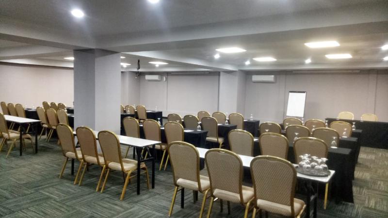 Kyriad Royal Seminyak  Ngoại thất bức ảnh