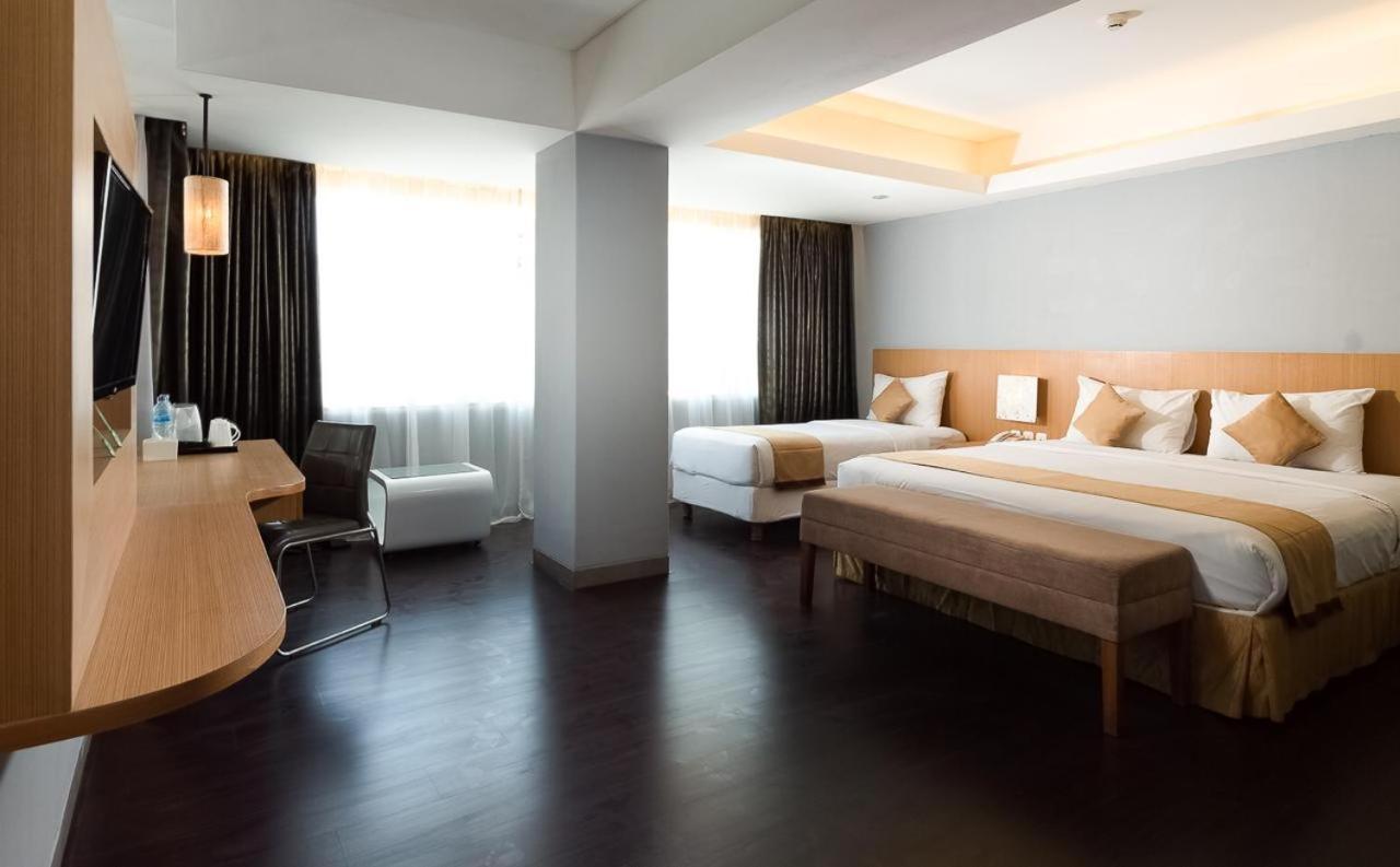 Kyriad Royal Seminyak  Ngoại thất bức ảnh
